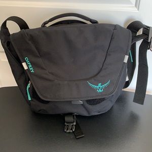 Great Condition! Osprey FlapJill Mini Shoulder Bag
